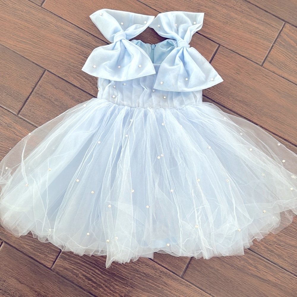 Little girl baby blue tulle bow & pearl dress. Size 4T Custom